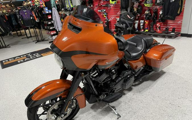 2020 Harley-Davidson Street Glide FLHXS - Special