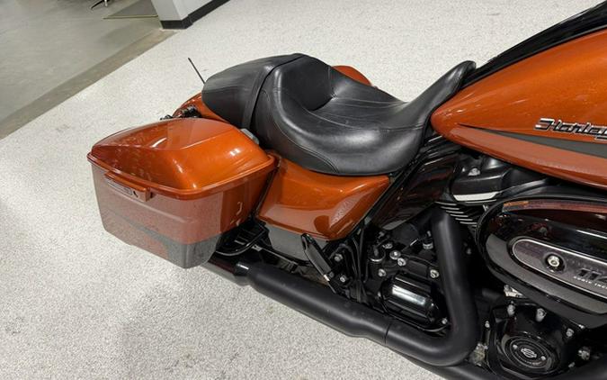 2020 Harley-Davidson Street Glide FLHXS - Special