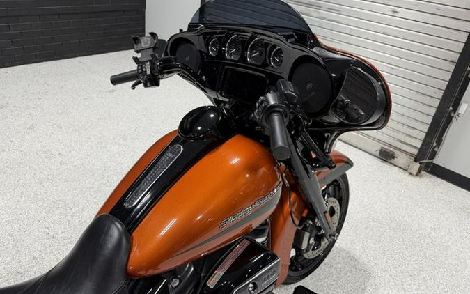 2020 Harley-Davidson Street Glide FLHXS - Special