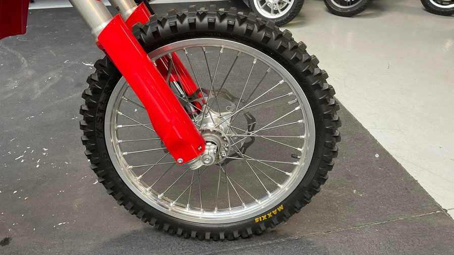 2025 GASGAS MC 350