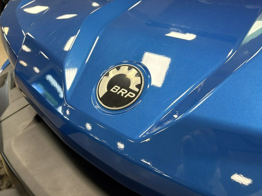 2023 Can-Am Defender XT HD10