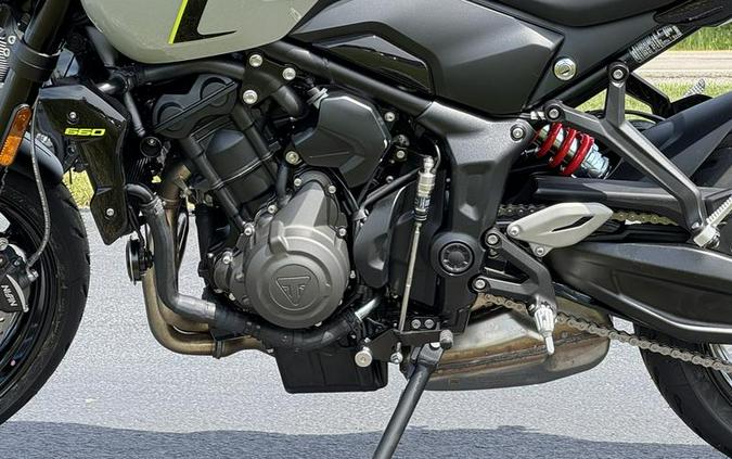 2026 Triumph Trident 660 Triple Tribute Edition Sapphire Black and Cobalt Blue