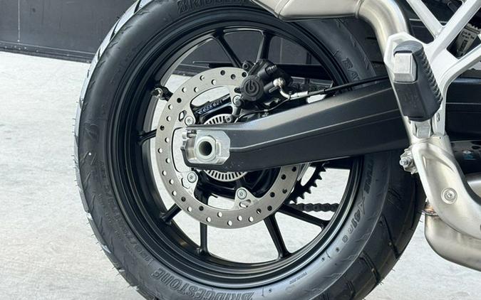 2026 BMW F 800 GS Light White