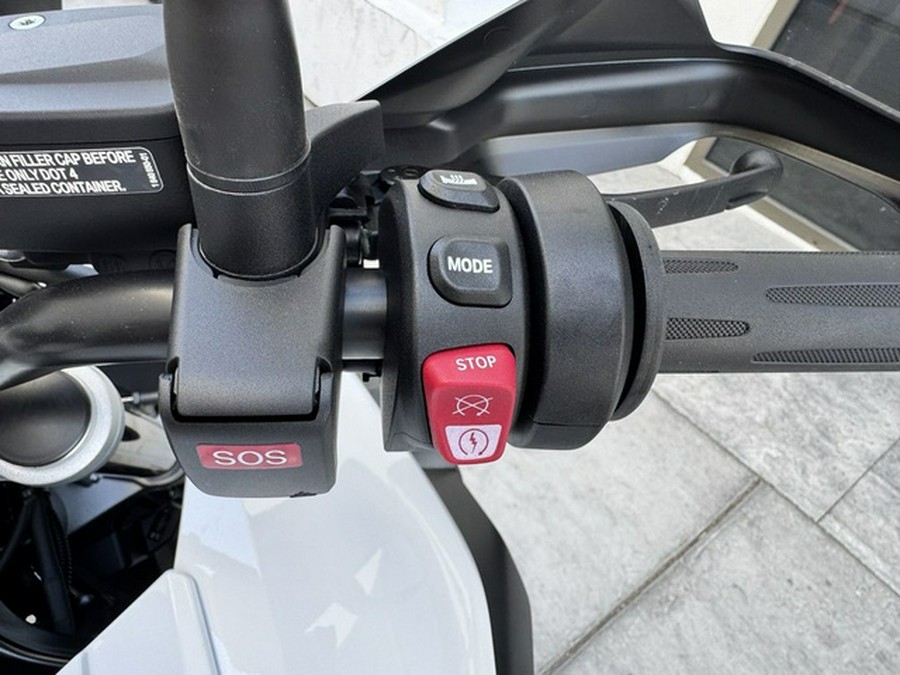 2026 BMW F 800 GS Light White