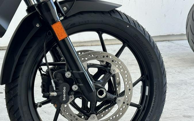2026 BMW F 800 GS Light White