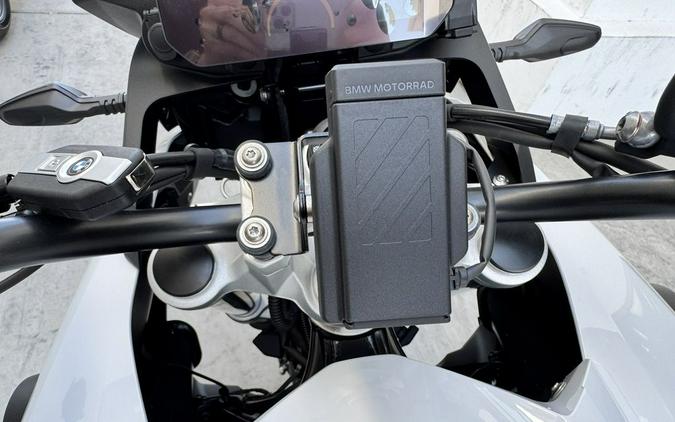 2026 BMW F 800 GS Light White