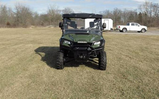 2023 Honda Pioneer 1000-6 Deluxe Crew