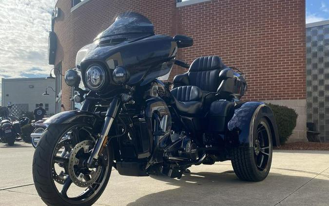 2021 Harley-Davidson® FLHTCUTGSE - CVO™ Tri Glide®