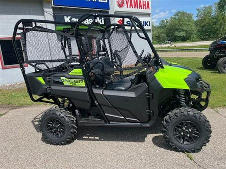 2024 Honda Pioneer 700-4 Deluxe