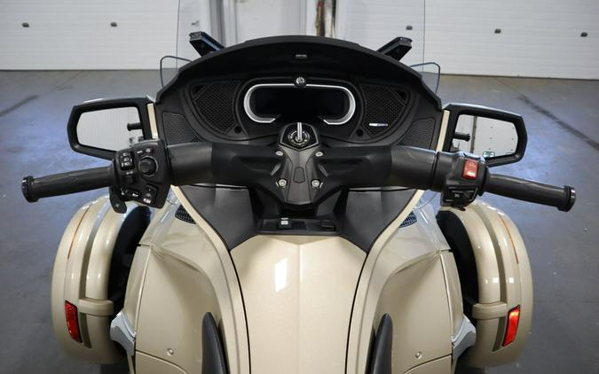 2018 Can-Am® Spyder® RT Limited Chrome