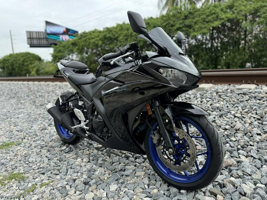 2015 Yamaha YZF-R3