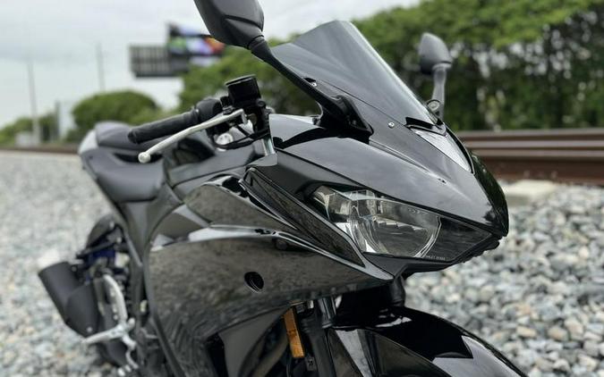 2015 Yamaha YZF-R3