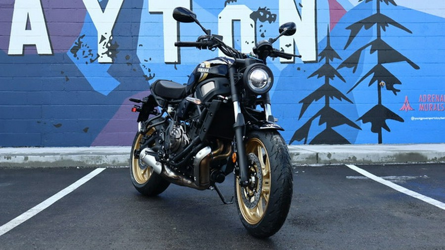 2025 Yamaha XSR700