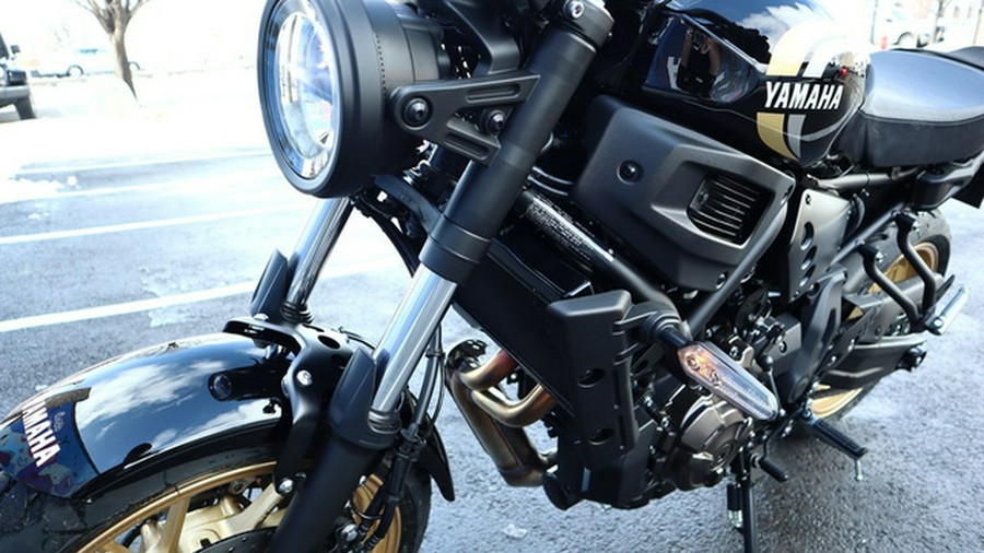 2025 Yamaha XSR700