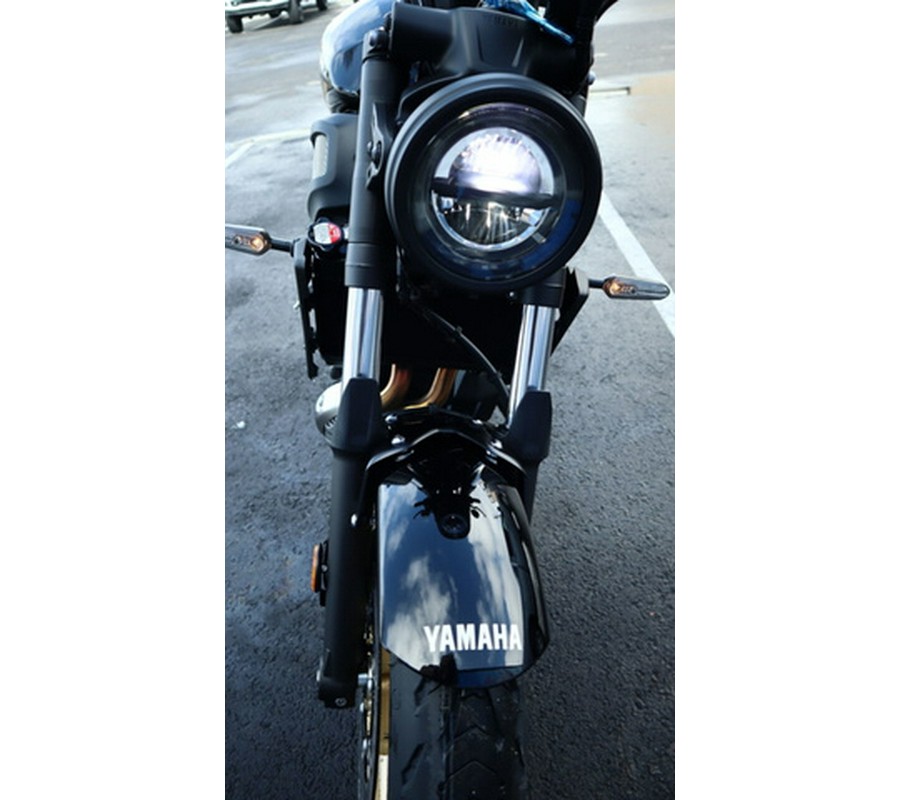 2025 Yamaha XSR700