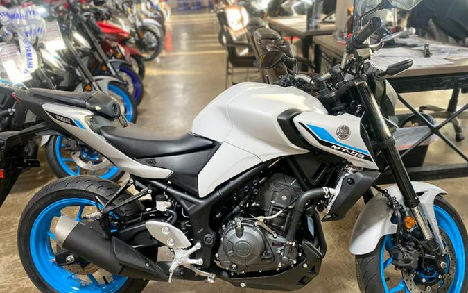 2025 Yamaha MT 03