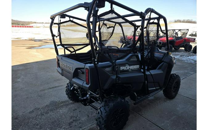 2026 Honda PIONEER 700 DELUXE Deluxe