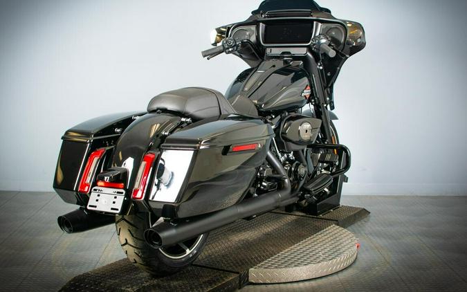 2025 Harley-Davidson Street Glide FLHX