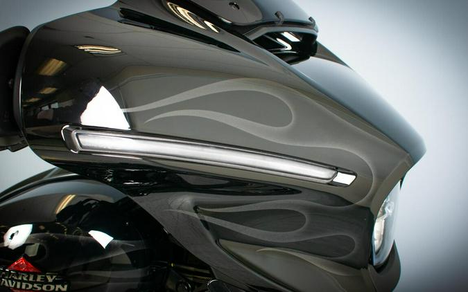 2025 Harley-Davidson Street Glide FLHX