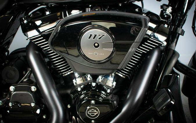 2025 Harley-Davidson Street Glide FLHX