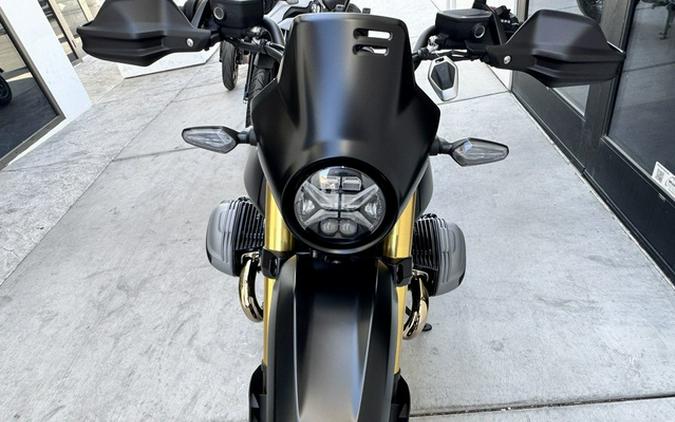 2026 BMW R 12 GS Night Black Matte