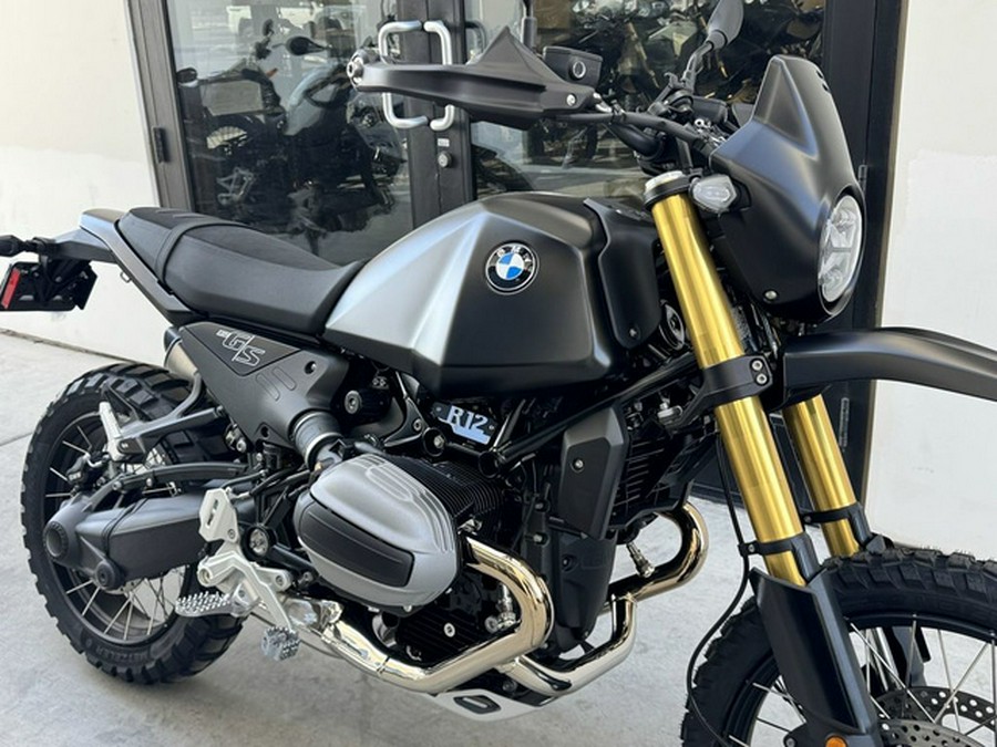 2026 BMW R 12 GS Night Black Matte