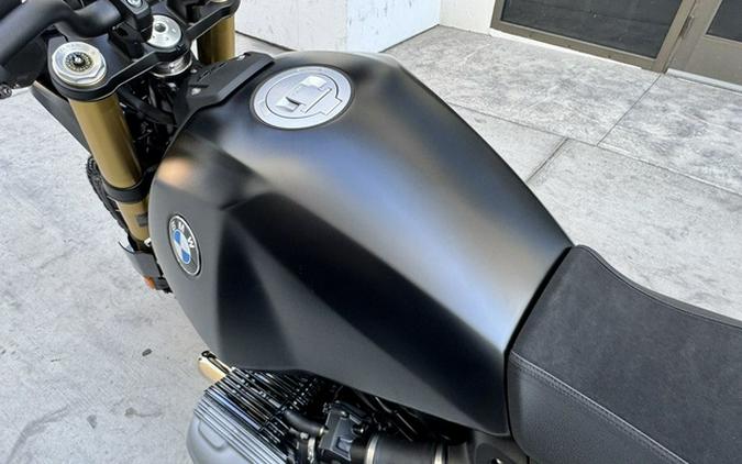 2026 BMW R 12 GS Night Black Matte