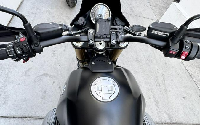 2026 BMW R 12 G/S Night Black Matte