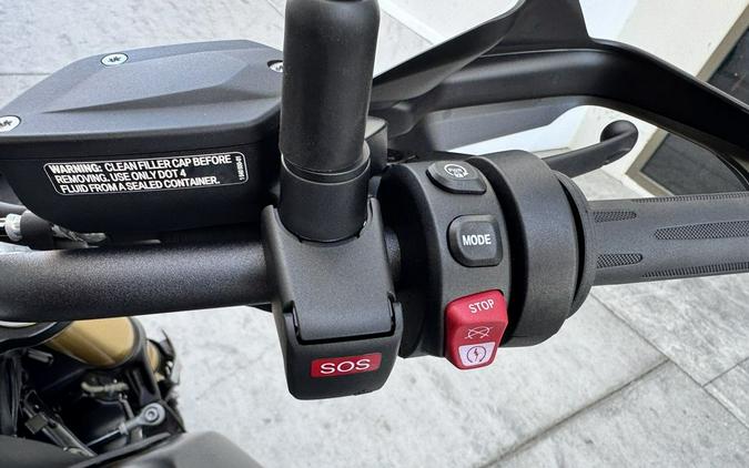 2026 BMW R 12 G/S Night Black Matte