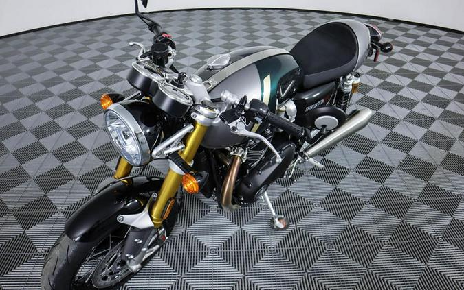 2023 Triumph Thruxton RS Competition Green / Silver Ice