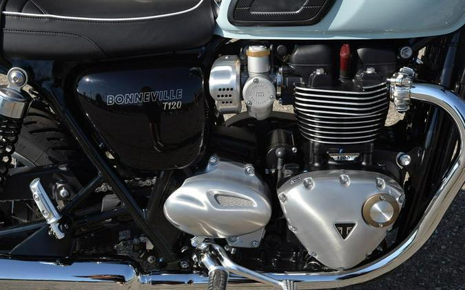 2023 Triumph BONNEVILLE T120 CHROME