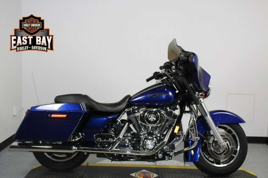 Harley-Davidson Street Glide® 2006 FLHXI 612132C DEEP COBALT