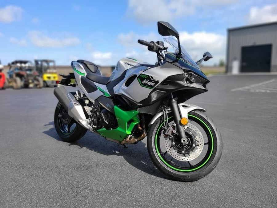 2024 Kawasaki Ninja® 7 Hybrid ABS