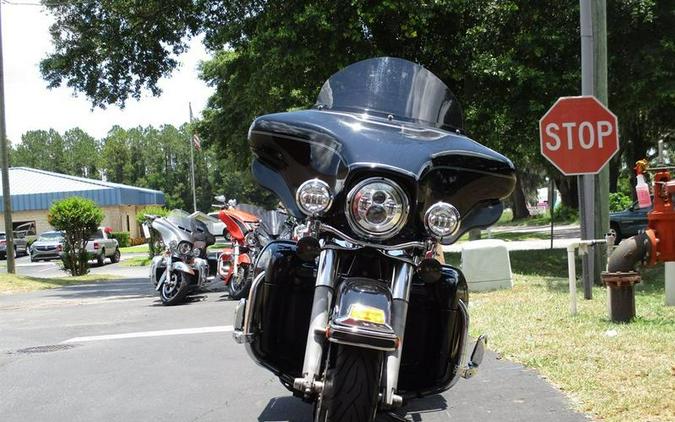 2011 Harley-Davidson® FLHTCU - Ultra Classic® Electra Glide®