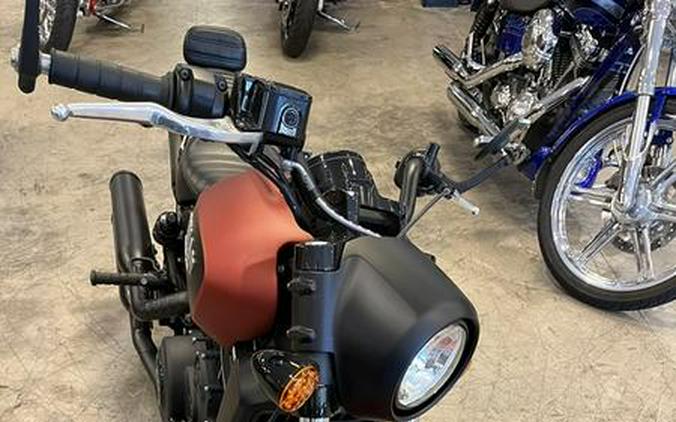 2021 Indian Motorcycle® Scout® Bobber ABS Icon Burnt Orange Metallic Smoke