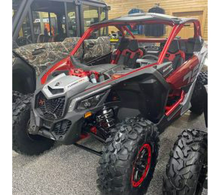 2024 Can-Am Maverick X3 X DS Turbo RR Red & Silver