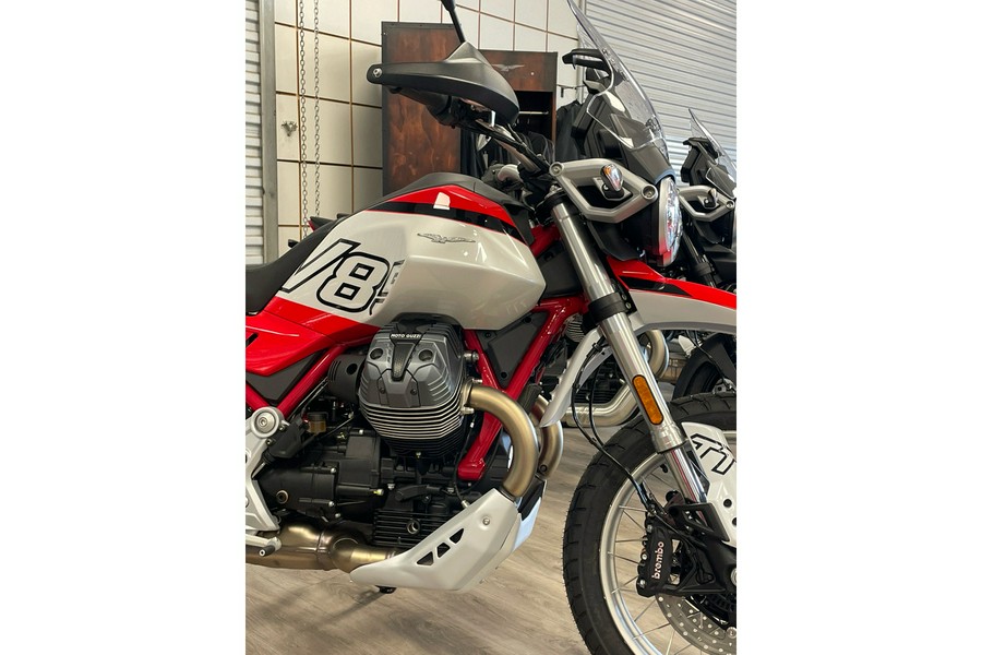 2025 Moto Guzzi V85 TT