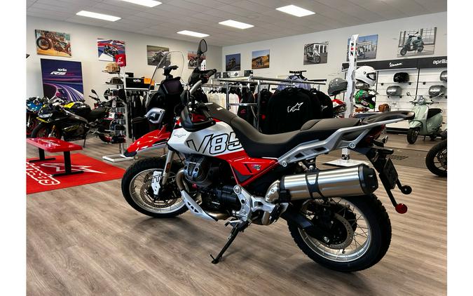 2025 Moto Guzzi V85 TT