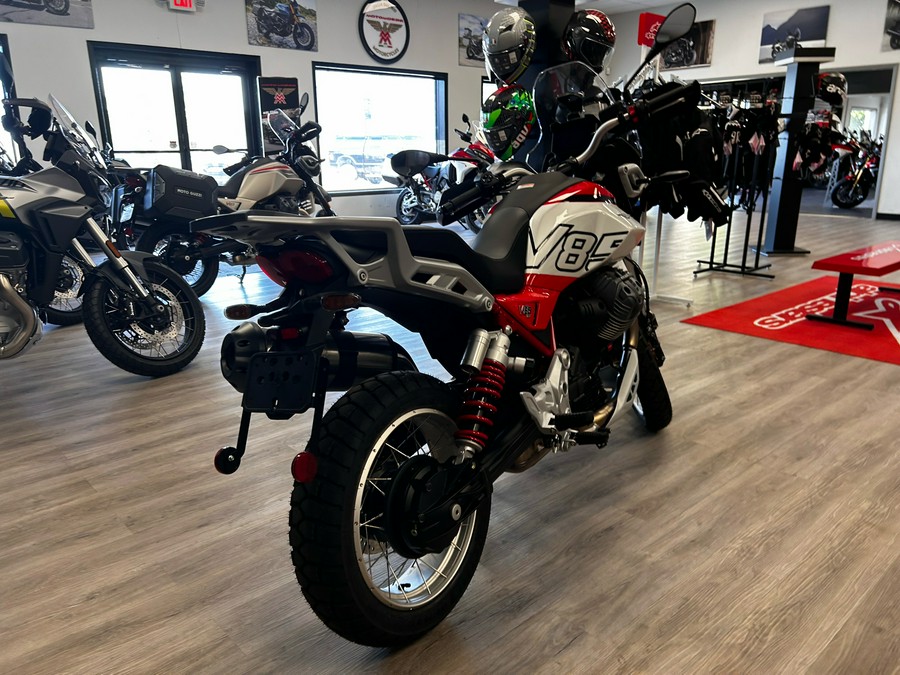 2025 Moto Guzzi V85 TT