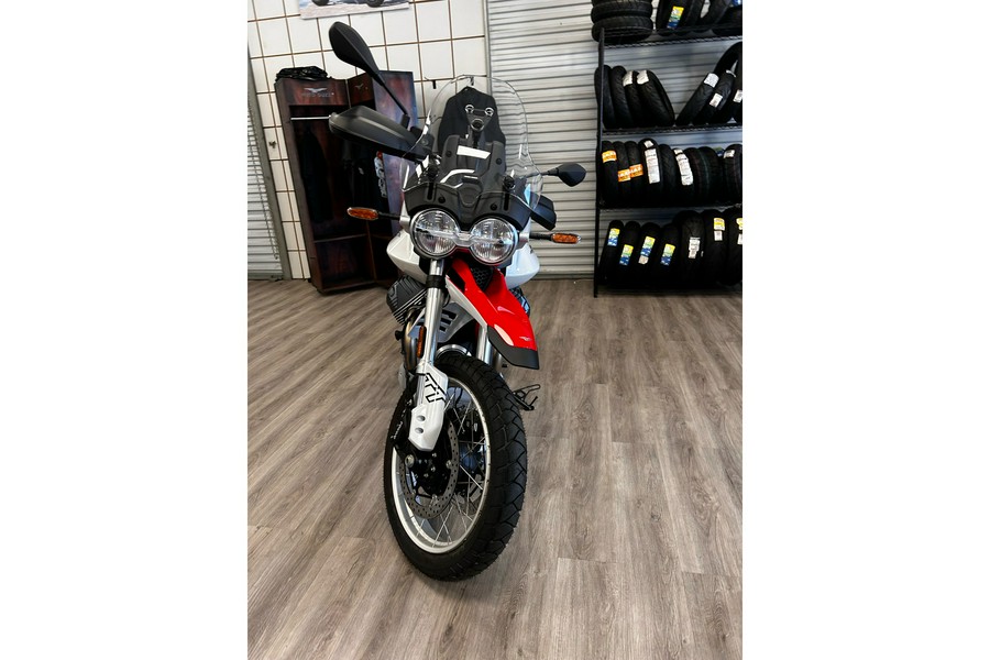 2025 Moto Guzzi V85 TT