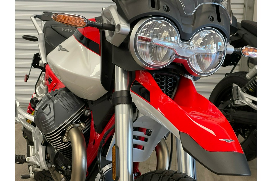 2025 Moto Guzzi V85 TT