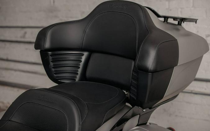 2022 Indian Pursuit® Dark Horse®