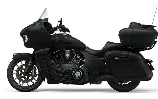 2022 Indian Pursuit® Dark Horse®