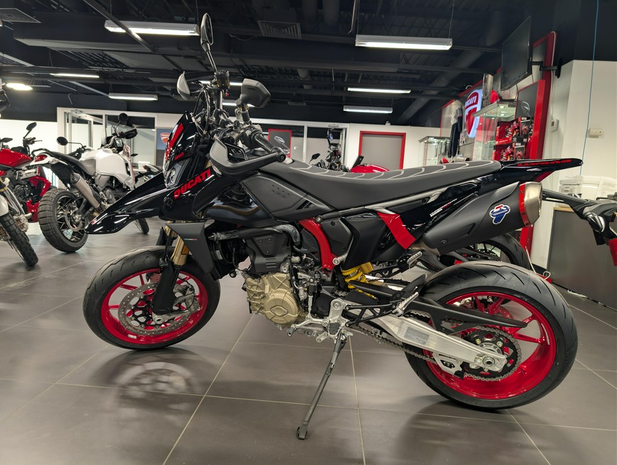 2027 Ducati HYPERMOTARD 698 MONO