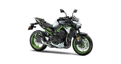 2020 Kawasaki Z900 ABS Review (15 Fast Facts)