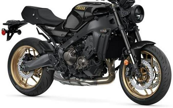 2025 Yamaha XSR900