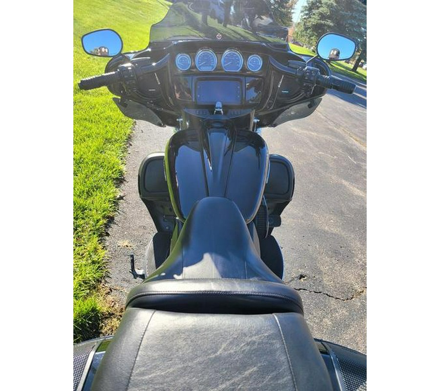 2015 Harley-Davidson® FLHTK - Ultra Limited