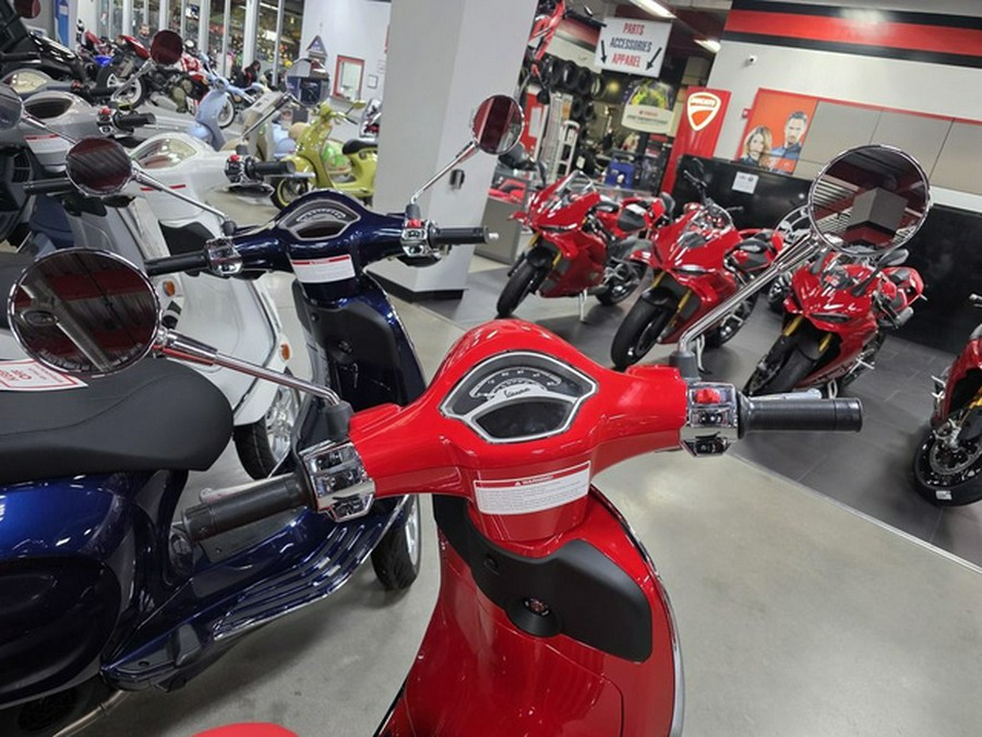 2025 Vespa Primavera 50 Red