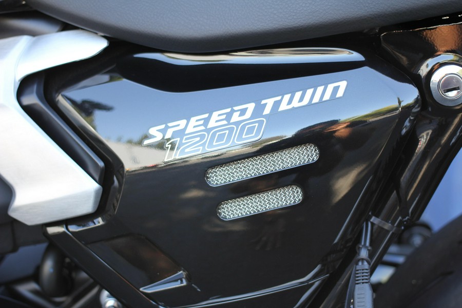 2025 Triumph Speed Twin 1200 RS