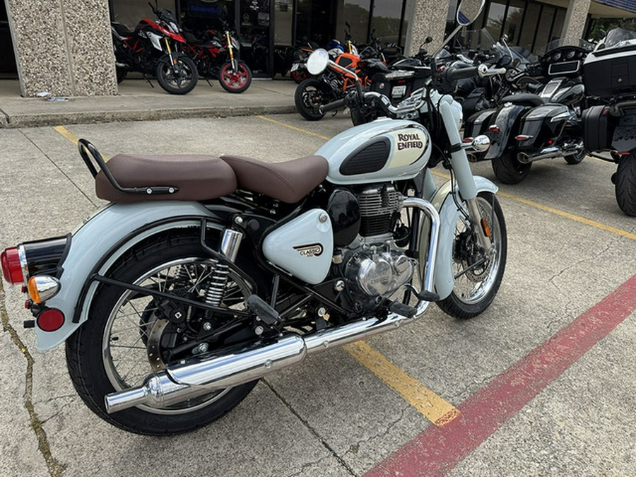 2026 Royal Enfield Classic 350 Gun Grey